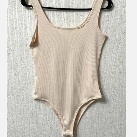 Women’s Beige Ribbed Bodysuit with Scoop Neck – Size M - Picture 2 of 6